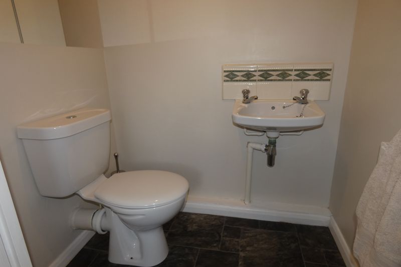 Ground Floor W/C- click for photo gallery